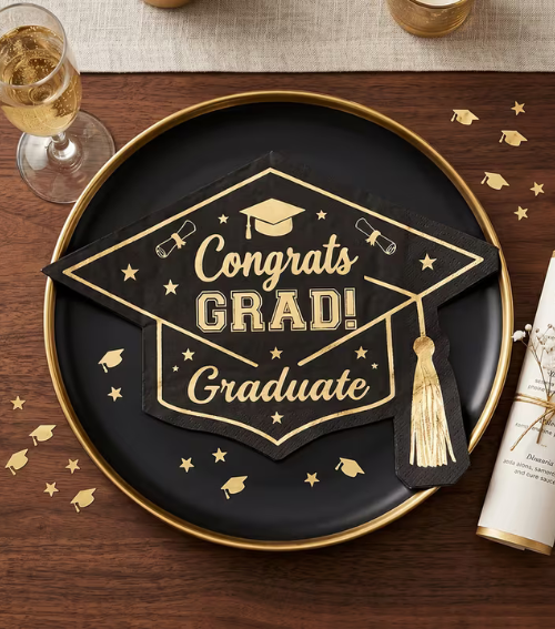 Servilletas Graduación con Forma de Birrete – Diseño Negro y Dorado