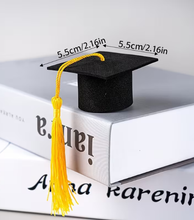 Mini Birrete para Graduación con Borla Dorada (por pieza)