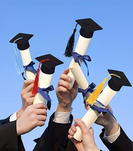 Mini Birrete para Graduación con Borla Dorada (por pieza)