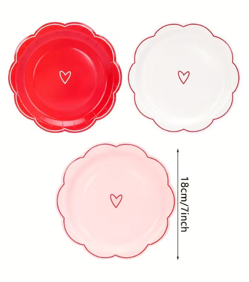 Platos Valentine's – Pack de 9 Platos de Papel Medianos con Diseño Corazón